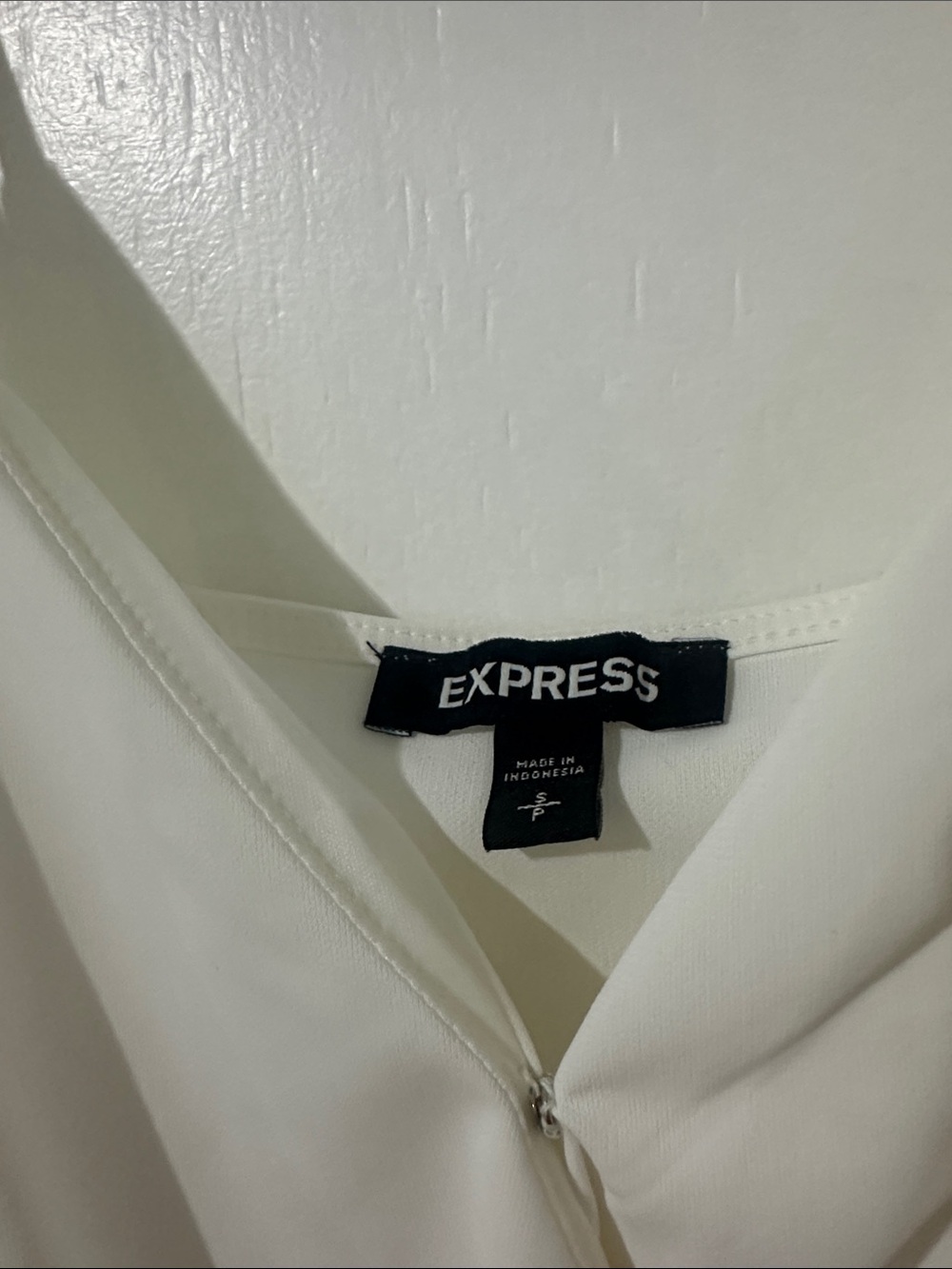 Express White Wrap Tie-Front Cami Top - Picture 2 of 5